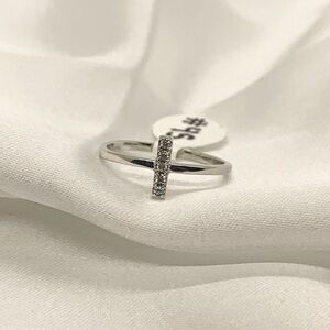 Elegant Silver Cross Ring